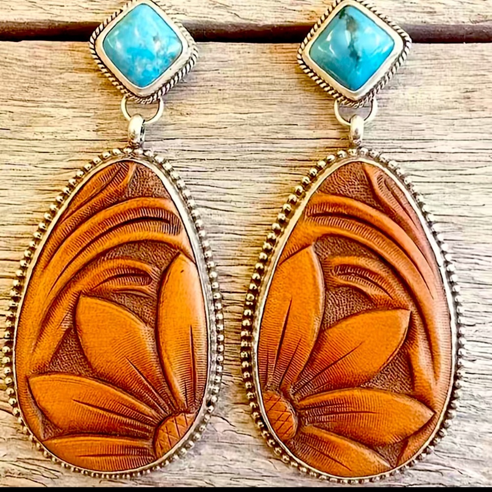 Boho chic water drop earrings